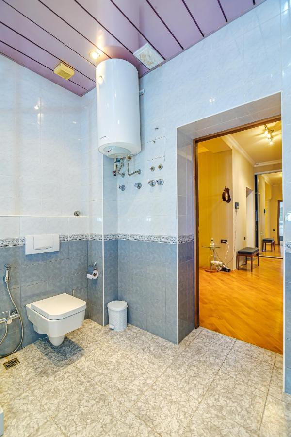 Vip Apartamen Nizami Street Apartment Баку Екстериор снимка
