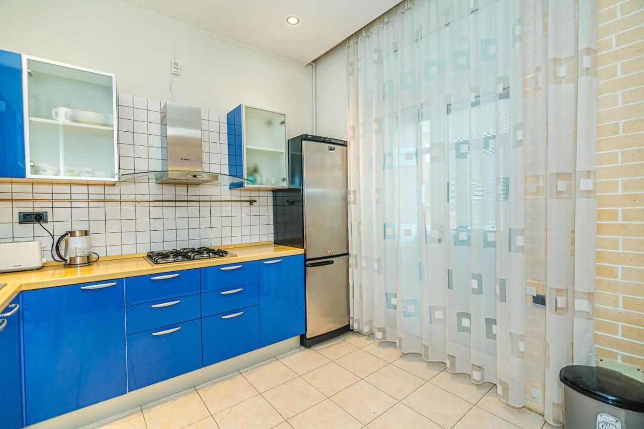 Vip Apartamen Nizami Street Apartment Баку Екстериор снимка